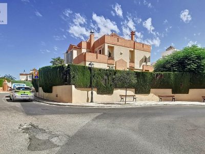 Chalet zona Urbanizacion villas blancas Albolote-01257-1